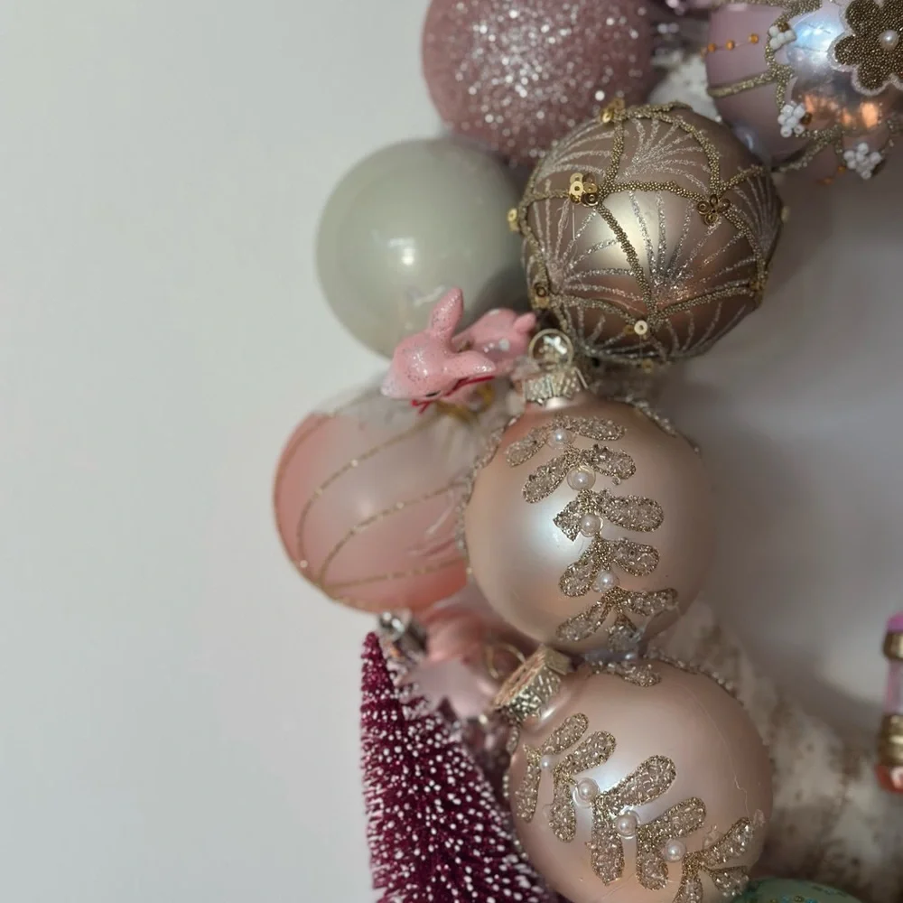 Elegant Holiday Wreath with Gold and Pink Accents